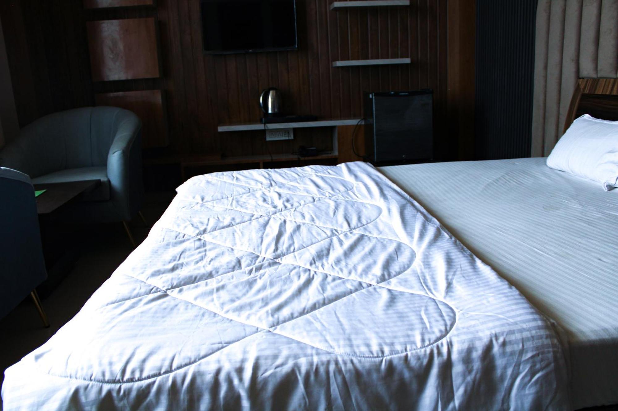 Sangam Hotel Chirawa エクステリア 写真