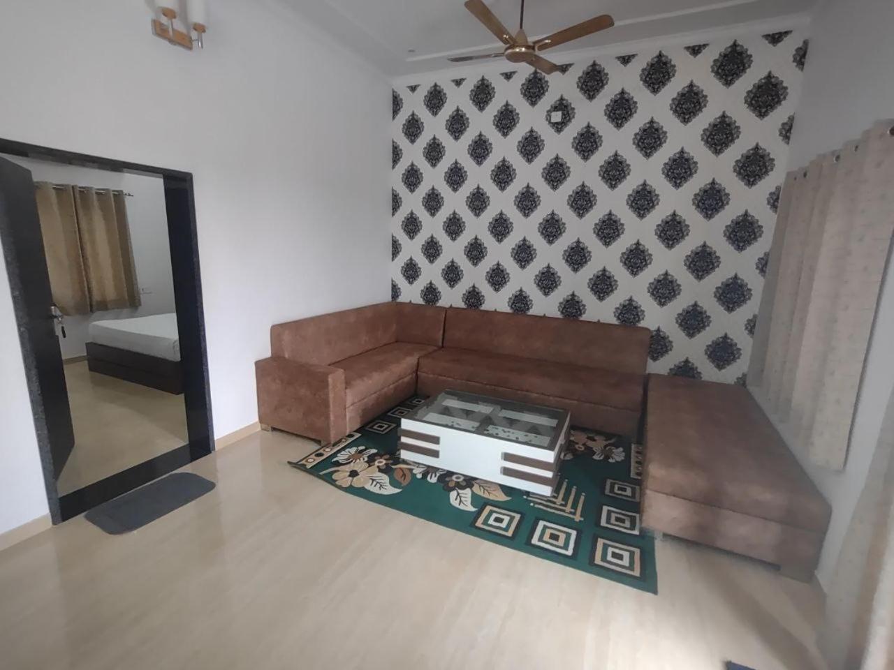 Sangam Hotel Chirawa エクステリア 写真